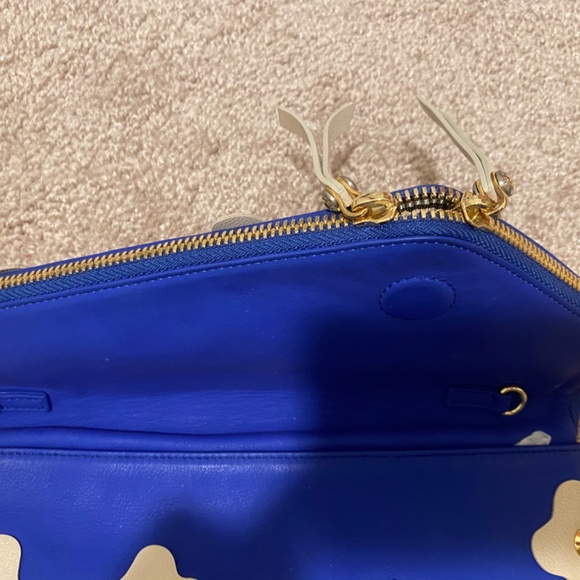 Henri Bendel flowered clutch - Picture 2 of 4